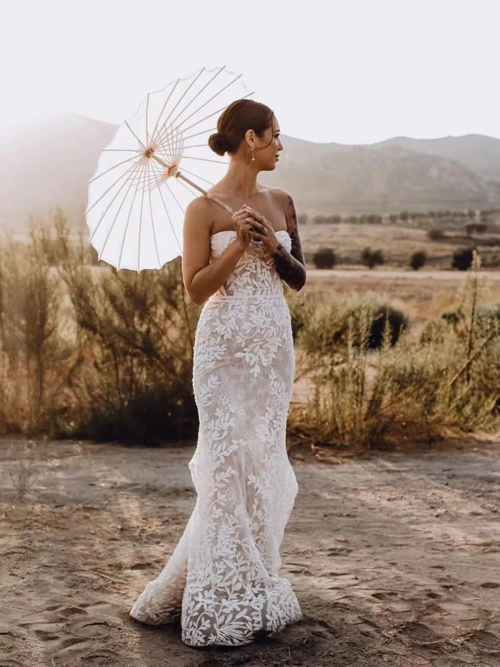 Chic Mermaid Sweetheart Sleeveless Rustic Lace Wedding Gowns Court Train Wedding Dresses MLH0501