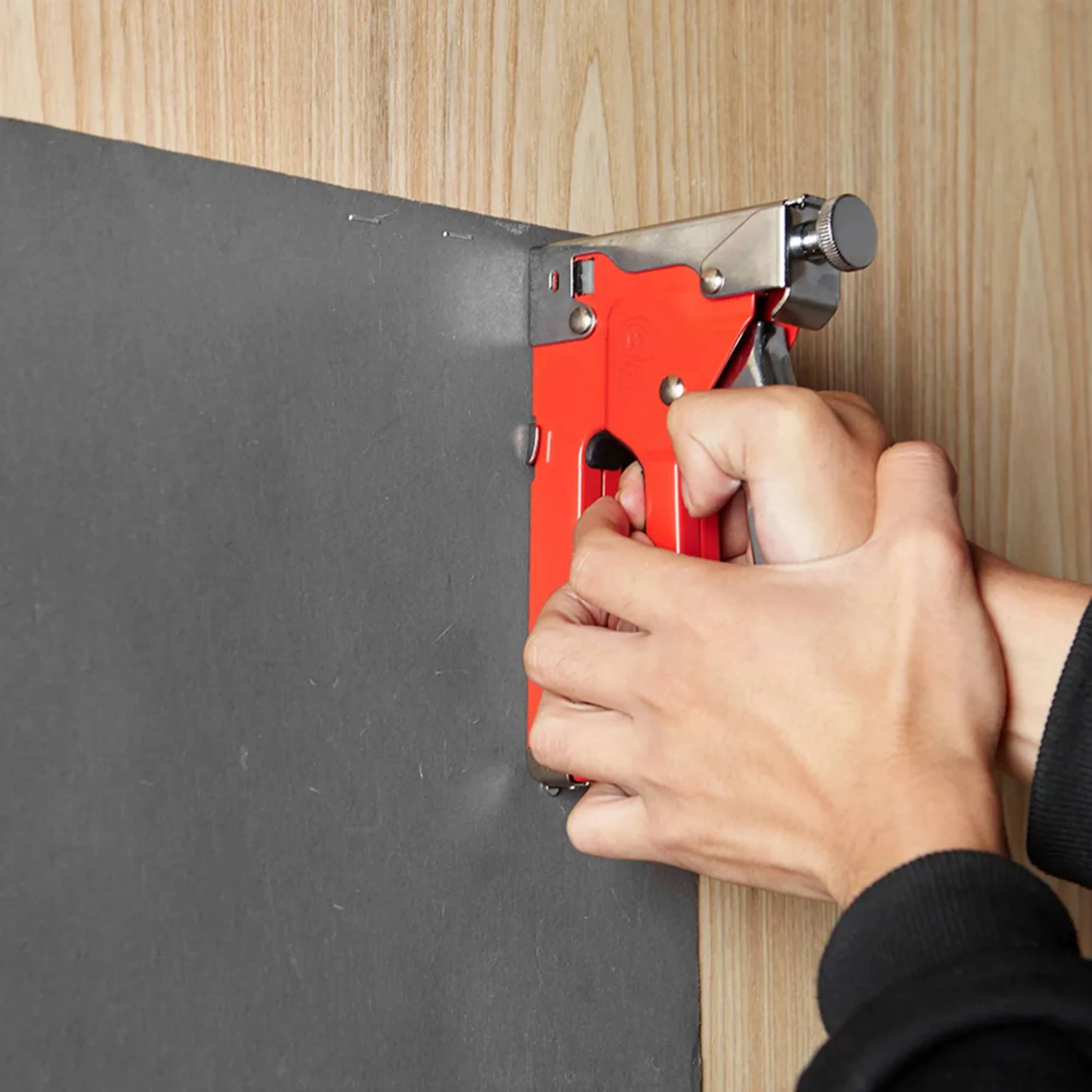 DEKTON 3-in-1 Staple Gun with Staples