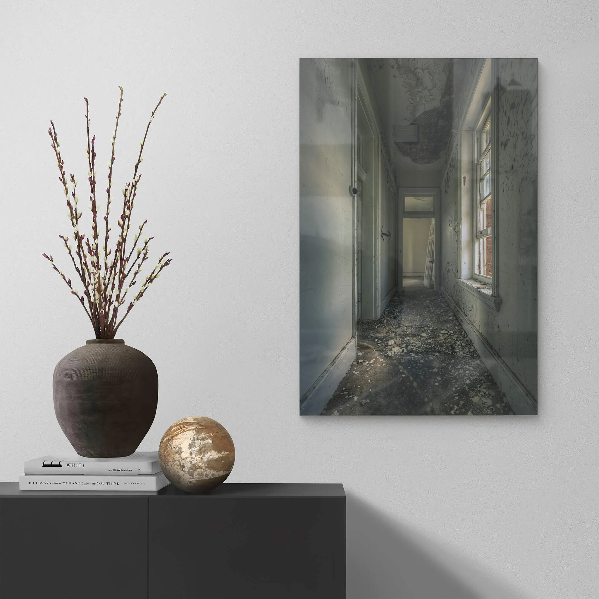 Mouldy Hall | The Asylum