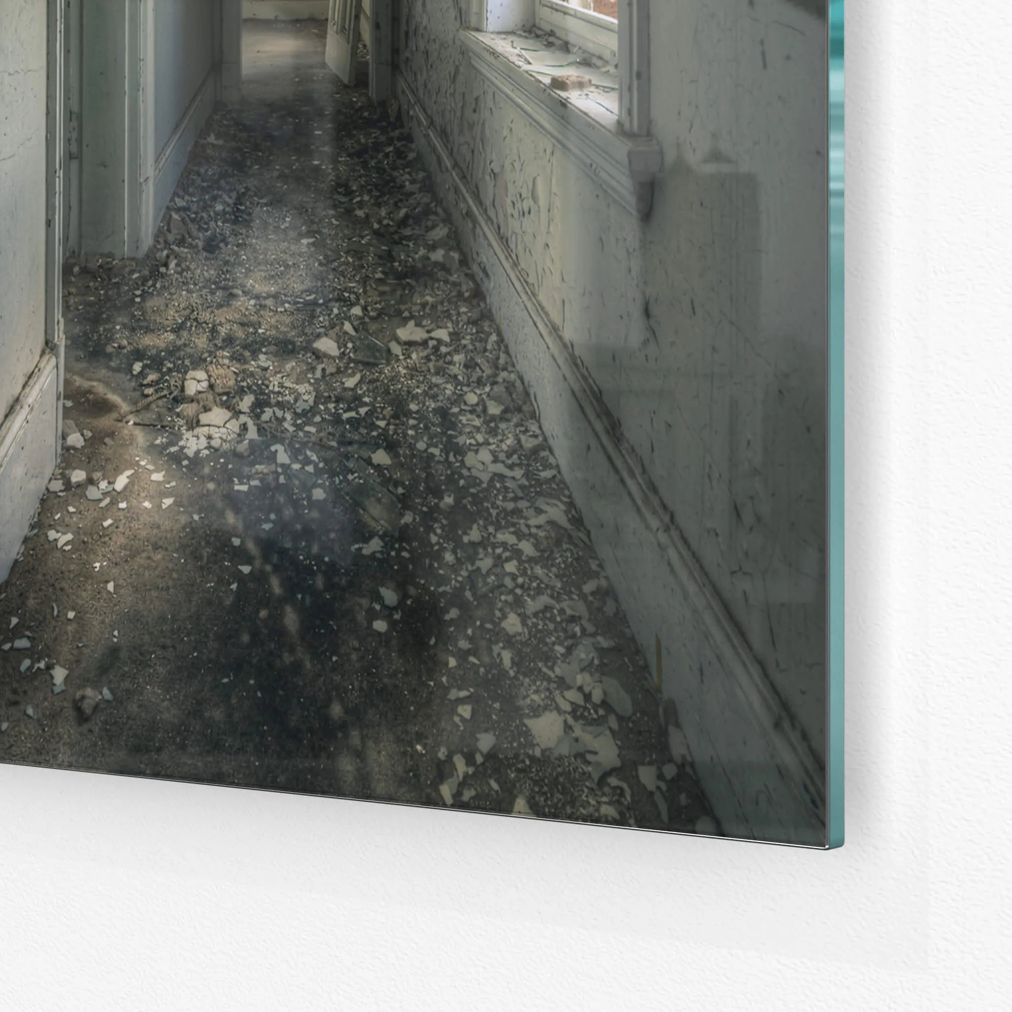Mouldy Hall | The Asylum