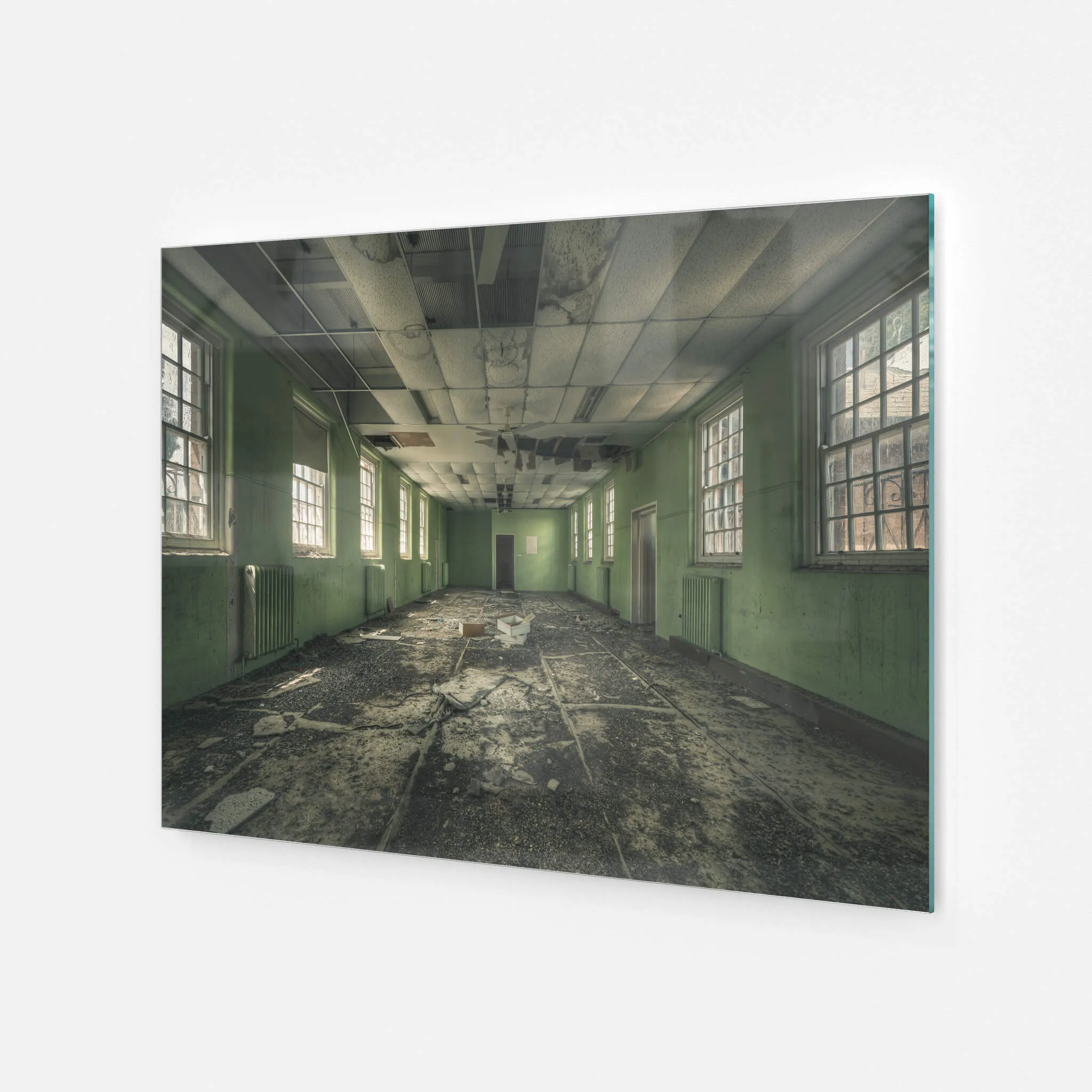 Narrow Green Room | The Asylum