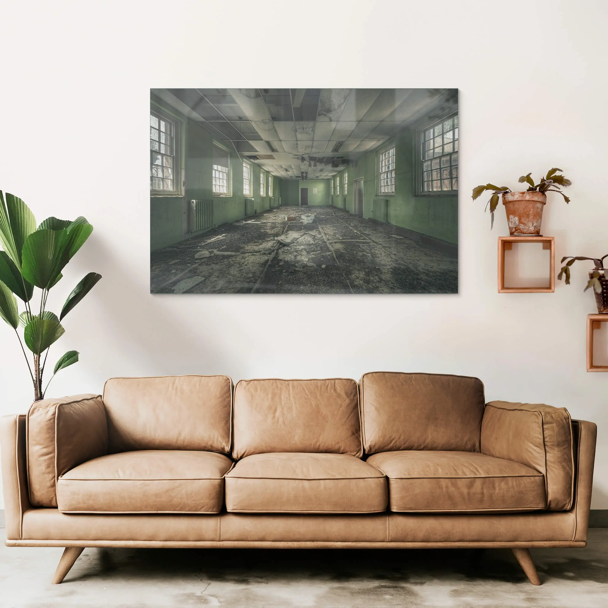 Narrow Green Room | The Asylum