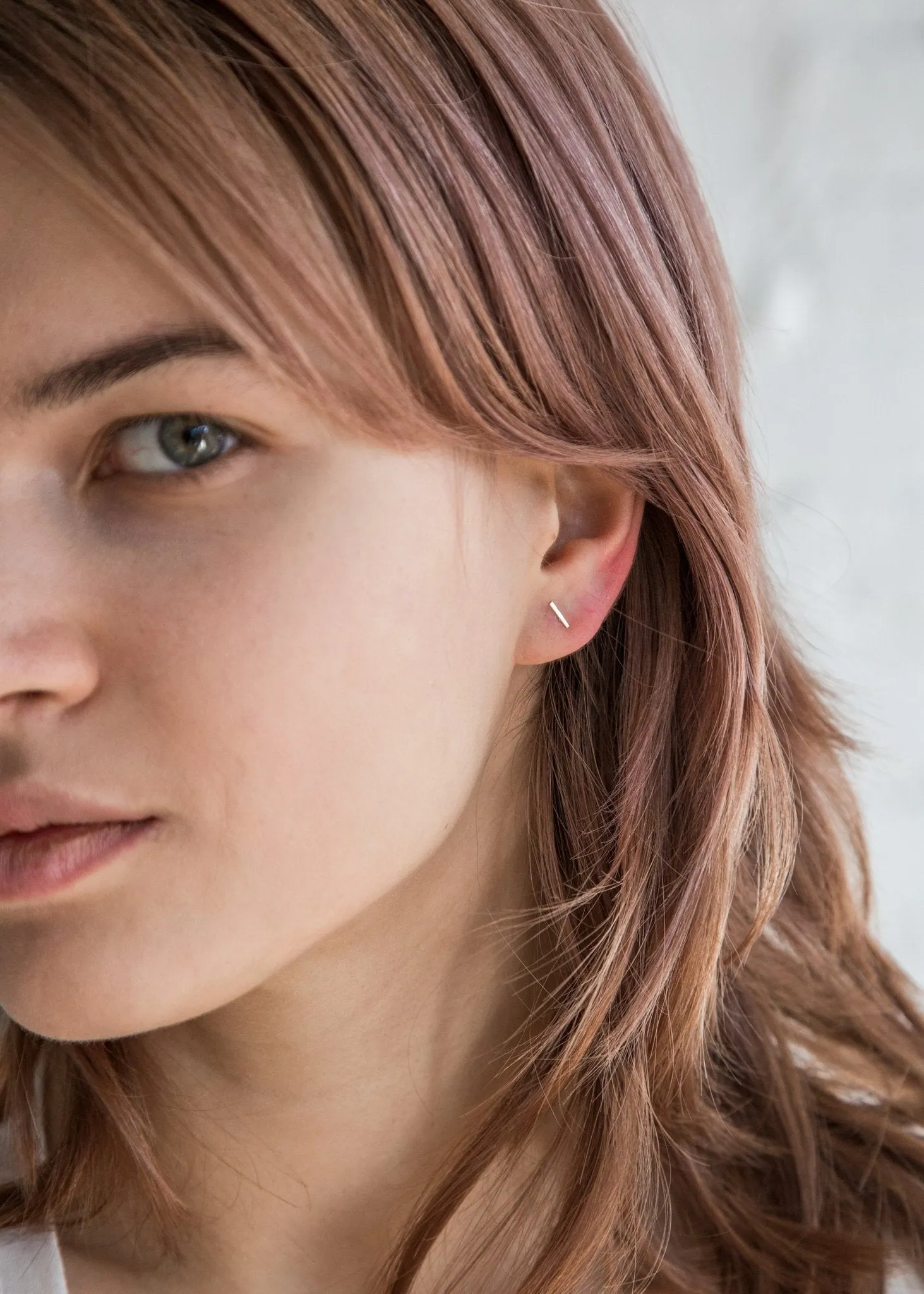 Staple Stud in 14K Gold