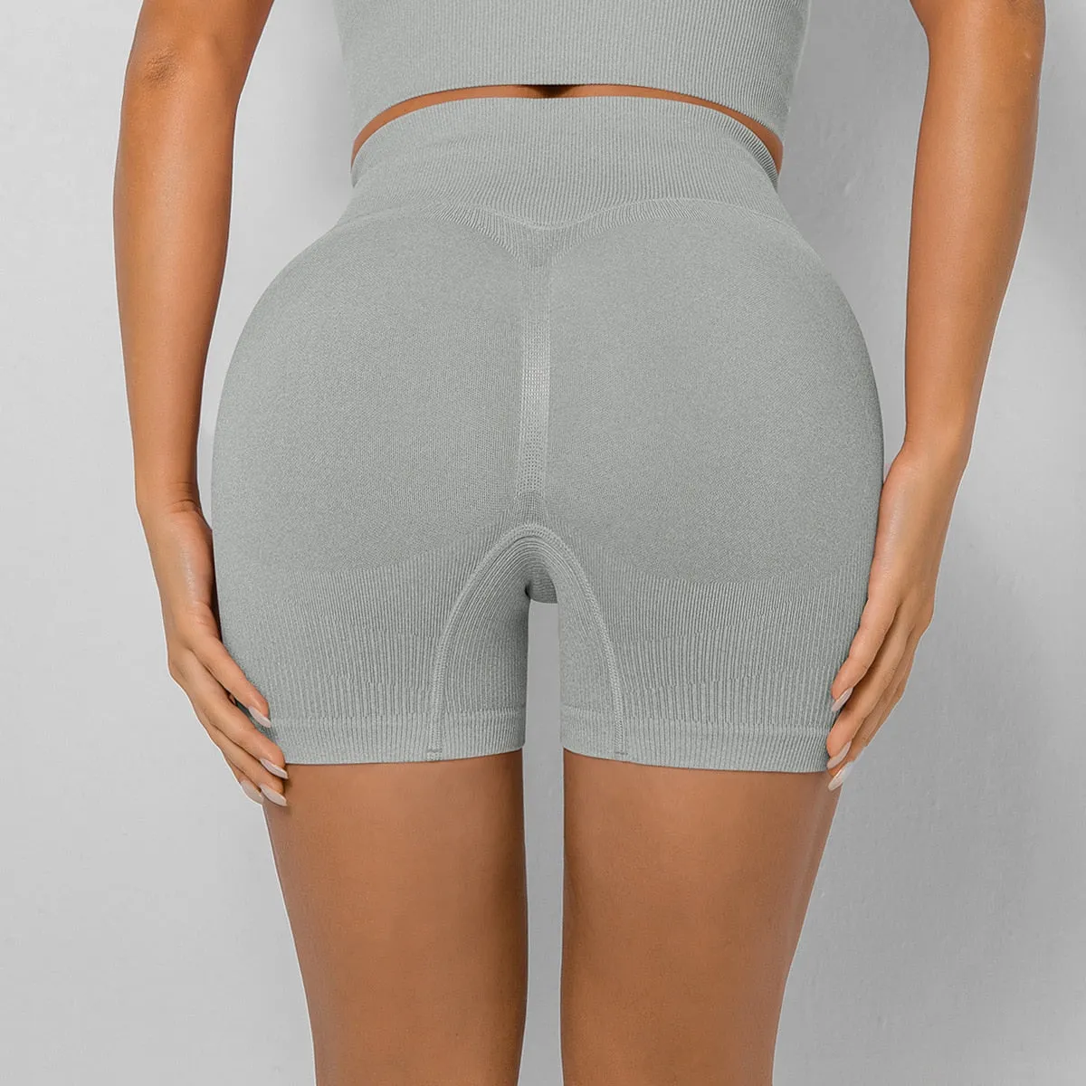 Summer new sports Yoga Sexy Shorts Solid color Seamless High waist Breathable Peach Hip Women's Gym Essential Hip-lifting pants