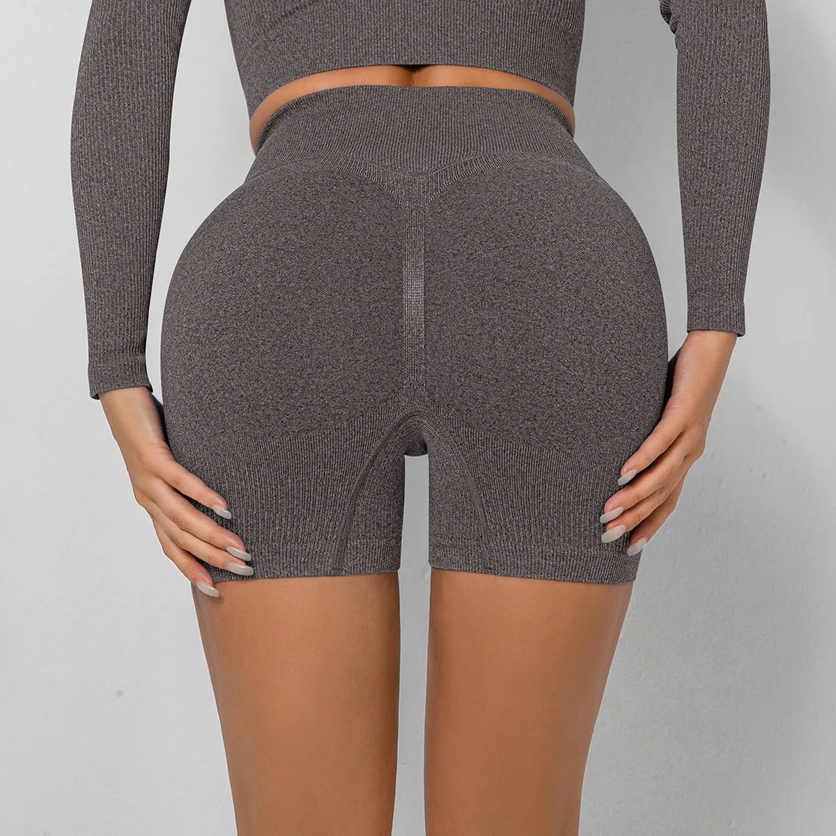 Summer new sports Yoga Sexy Shorts Solid color Seamless High waist Breathable Peach Hip Women's Gym Essential Hip-lifting pants