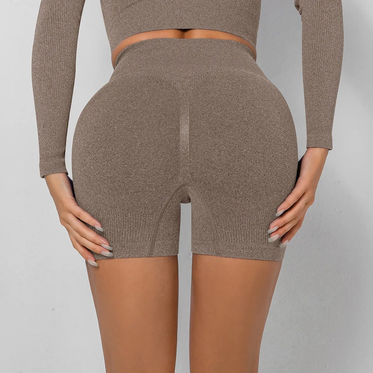 Summer new sports Yoga Sexy Shorts Solid color Seamless High waist Breathable Peach Hip Women's Gym Essential Hip-lifting pants