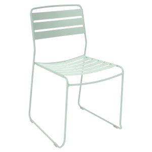SURPRISING CHAIR
